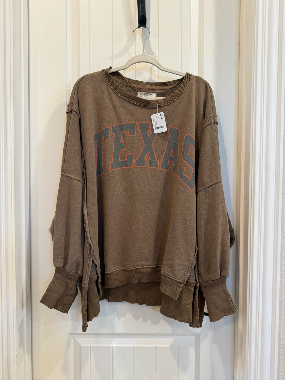 We The Free Camden Texas Graphic Pullover - Picture 3 of 7